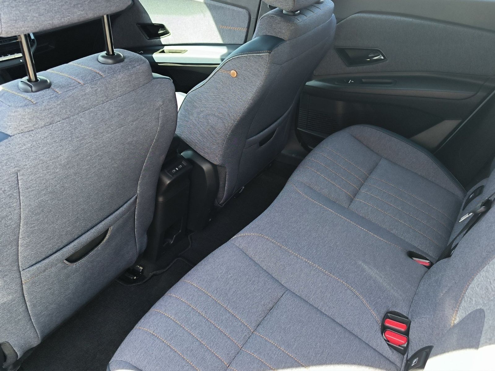 Renault R 4 - Bild 9