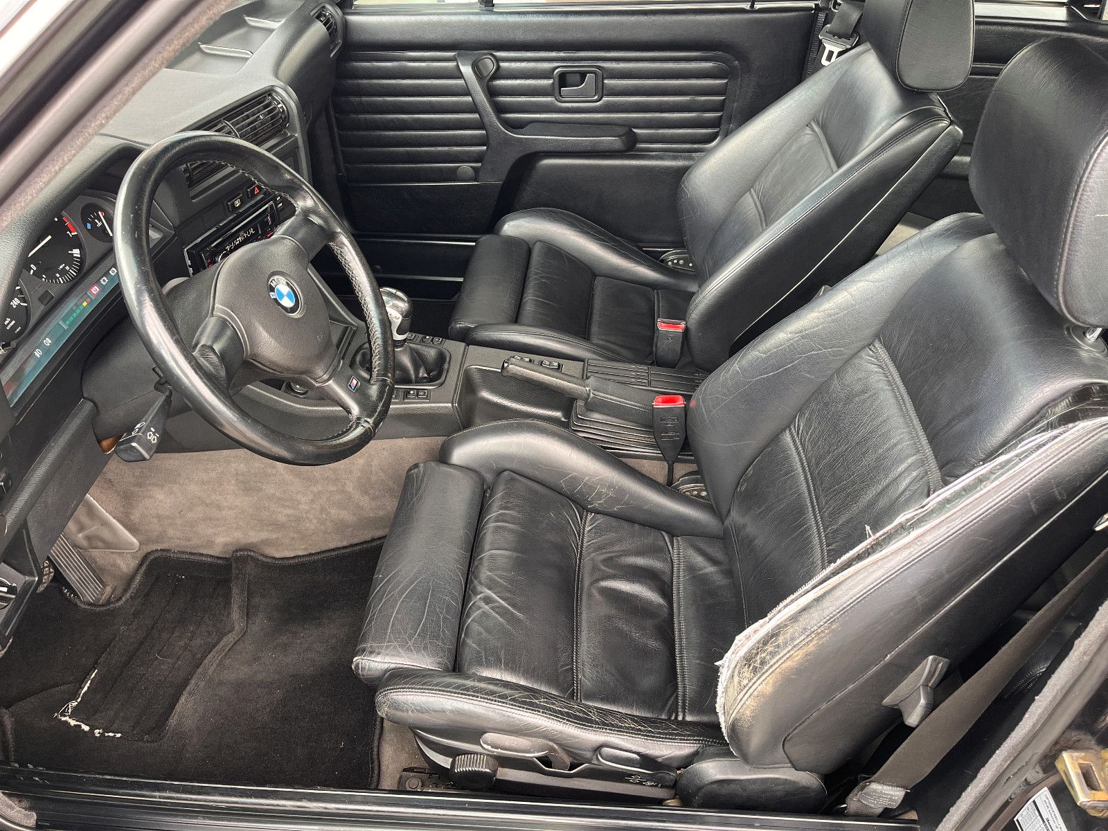 Fahrzeugabbildung BMW 320i Cabrio  A/C Schnitzer Optik / nur 99044 km