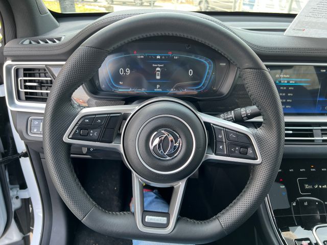 DFSK Fengon 7 AT 7-Sitzer-Allrad-Navi-Panorama 2.5to