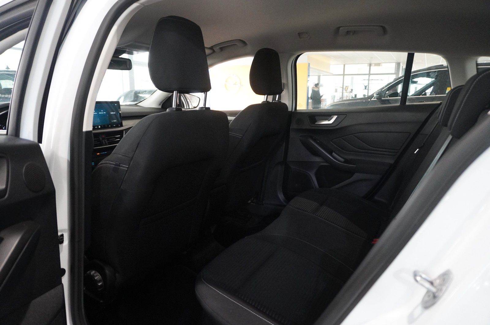 Fahrzeugabbildung Ford Focus Turnier 1.5D TITANIUM NAVI/LED/KAMERA/DAB+