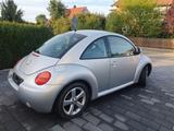 Volkswagen New Beetle 2.0 Standard - Volkswagen New Beetle Standard mit Benzin-Antrieb