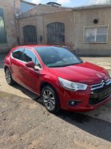 Citroën DS4 THP 160 SoChic Automatik - Citroën DS4 mit Panoramadach