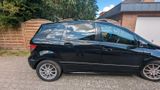 Mercedes-Benz Mercedes B Klasse mit Kindersitze auf Knop... - Mercedes-Benz: Kindersitze
