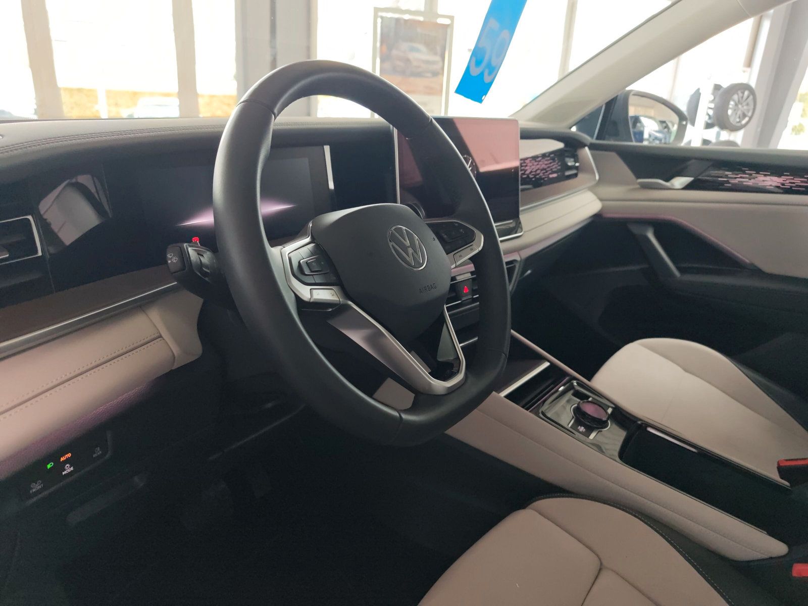 Tayron Elegance TDi DSG Navi Matrix AZV Elegance