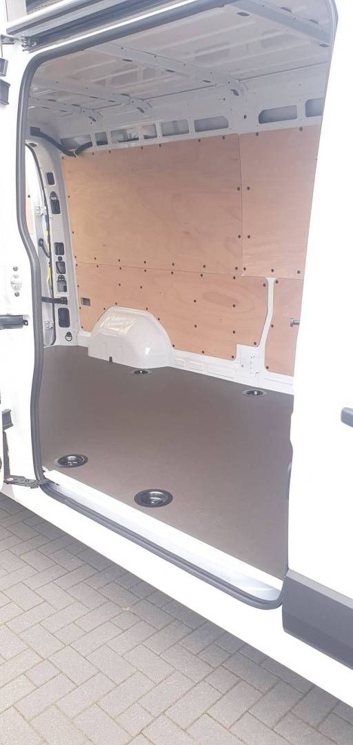 Fahrzeugabbildung Renault Master Kastenwagen FWD Kasten advance L3H2 3,5t