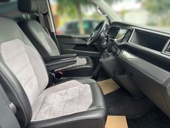 Fahrzeugabbildung Volkswagen T6.1 Transporter Multivan 4MOTION Highline-NP91