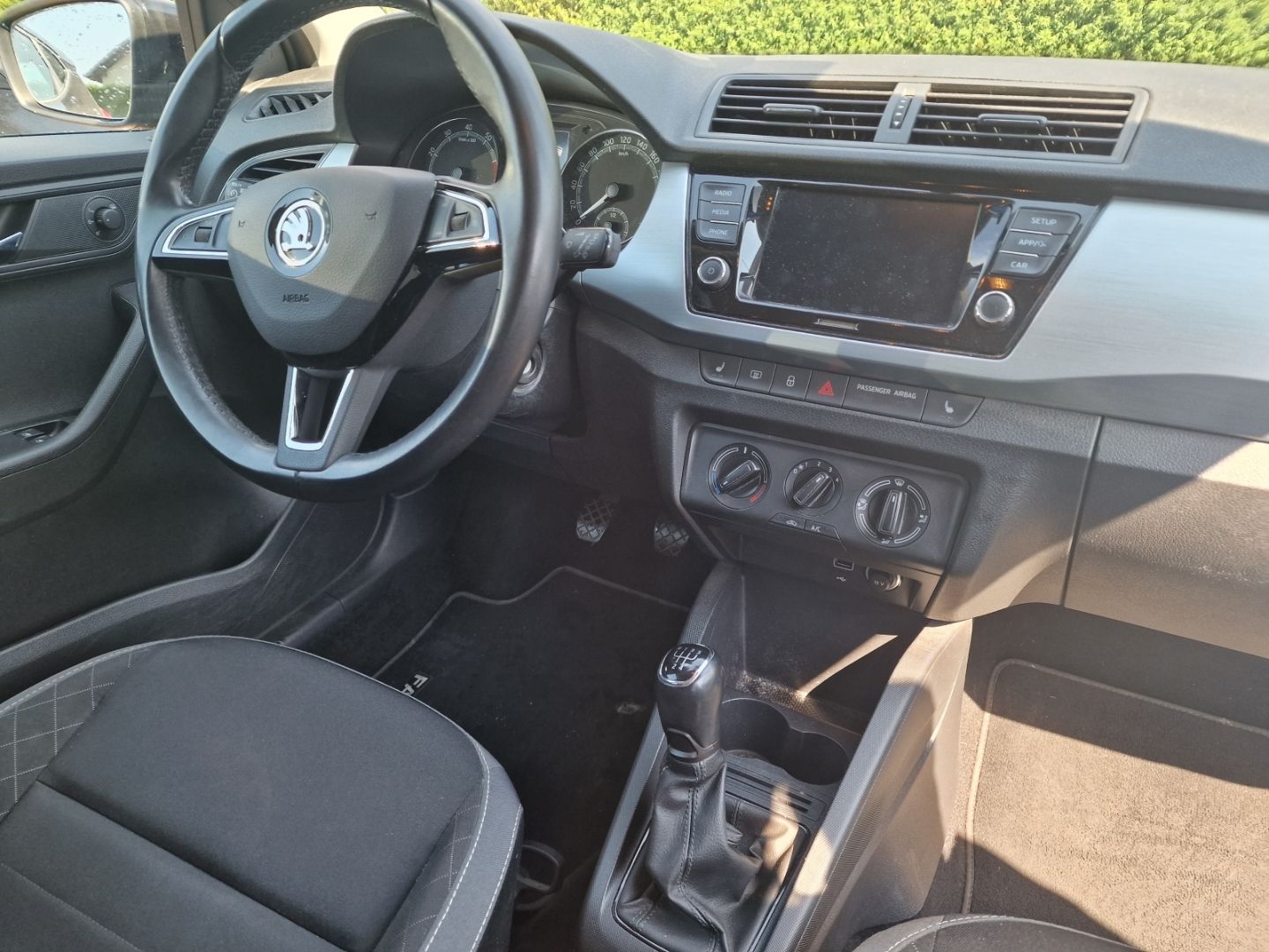 Fahrzeugabbildung SKODA Fabia Ambition Sperrdiff. Apple CarPlay 17erAlus