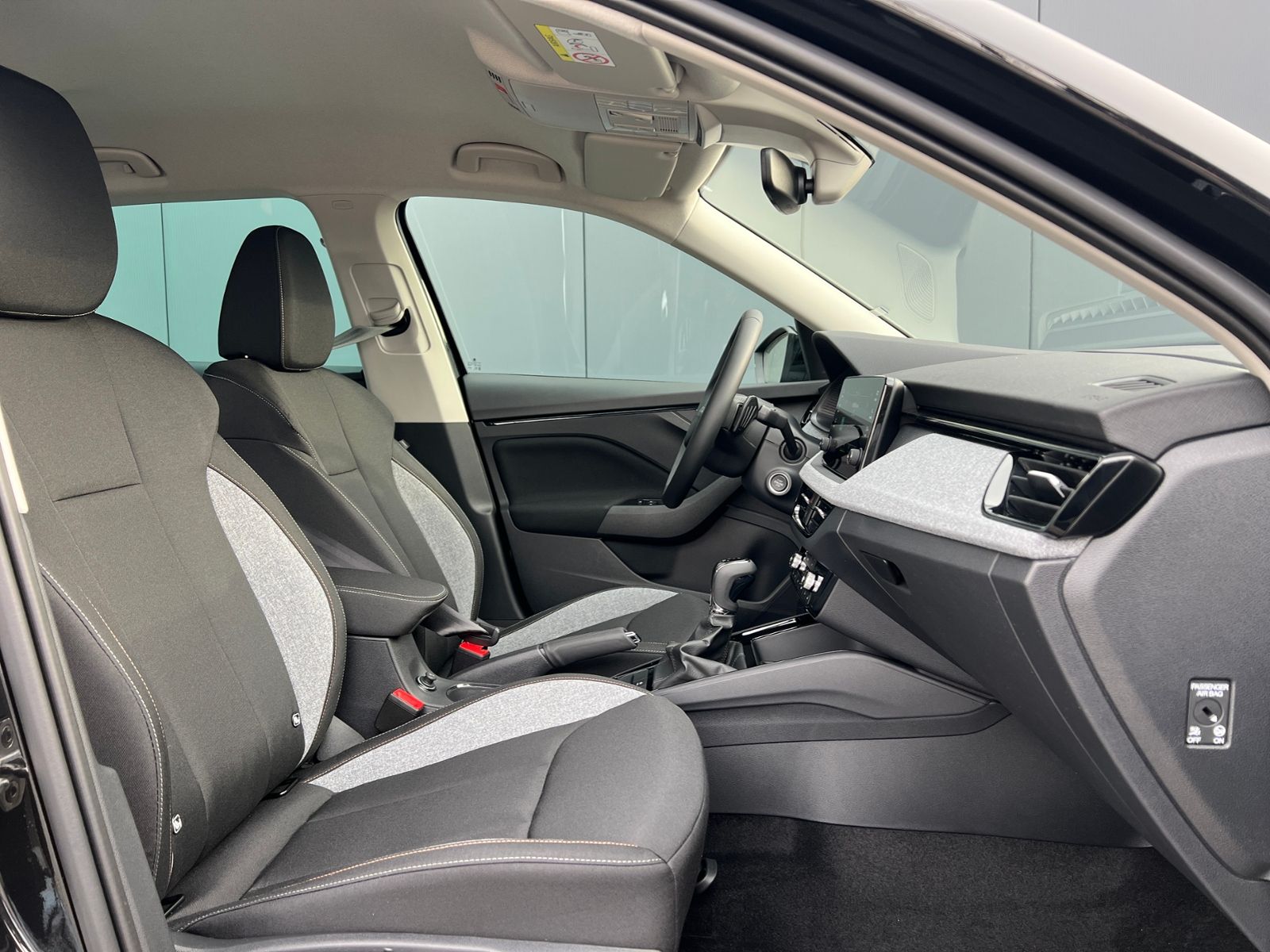 Fahrzeugabbildung SKODA Kamiq Selection 1.0 TSI DSG *Vorb. AHK, LED, ACC