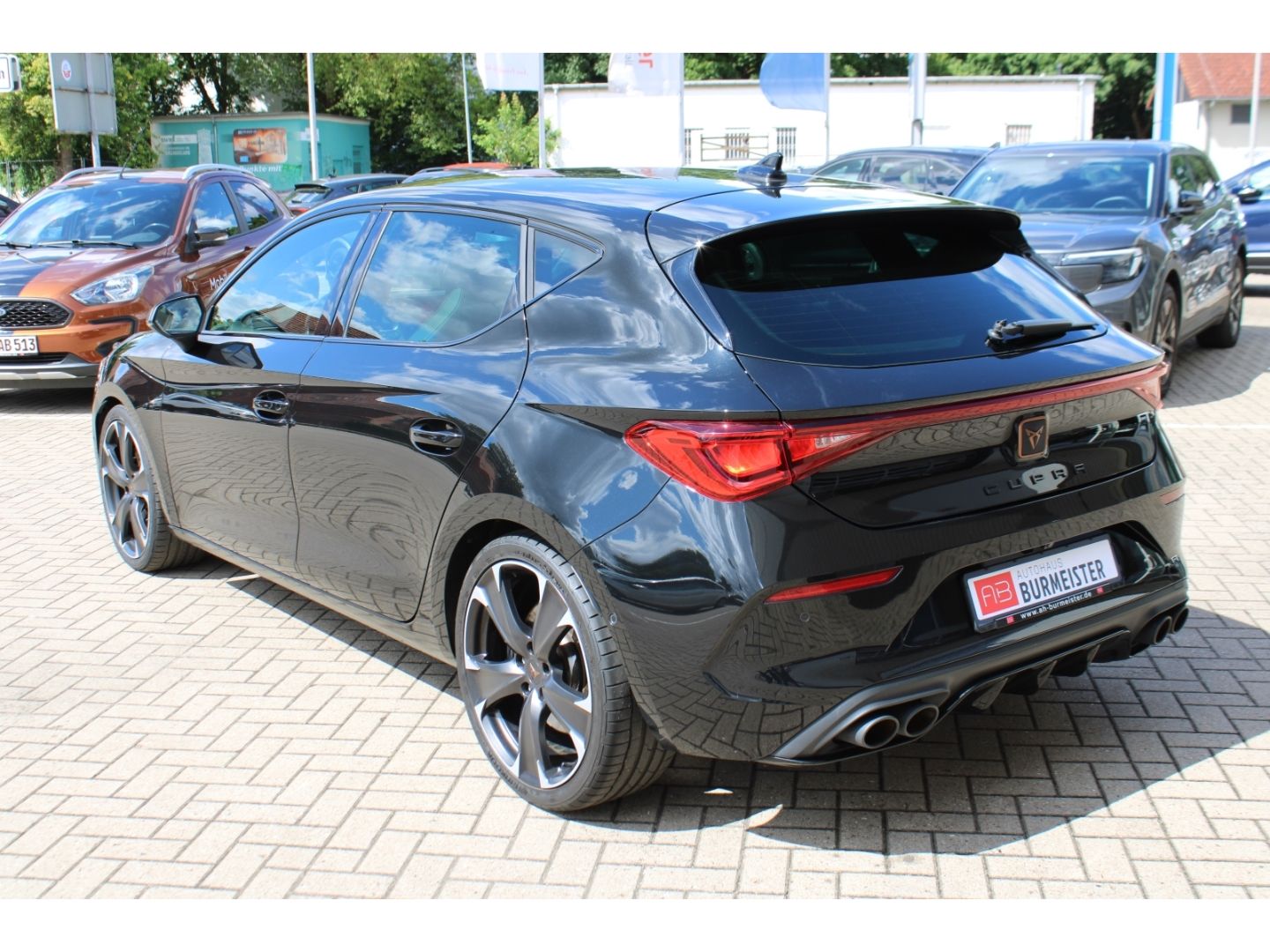 Fahrzeugabbildung CUPRA Leon 2.0 TSI VZ DSG ACC LED Navi PDC RFK SHZg DA