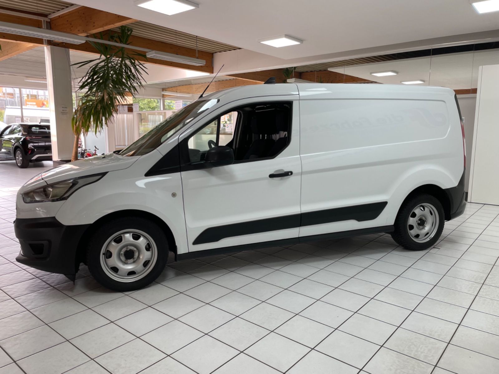 Fahrzeugabbildung Ford Transit Connect Kasten lang