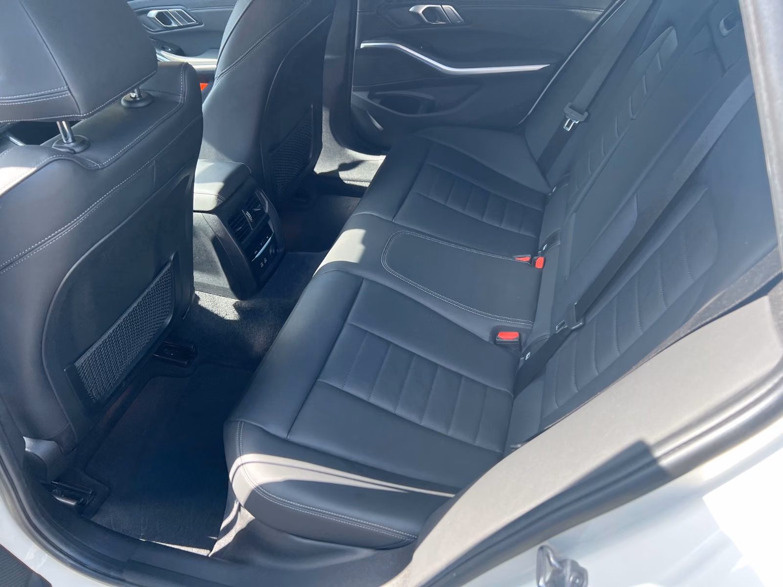 BMW 330 i xDrive Touring Luxury Line Pano