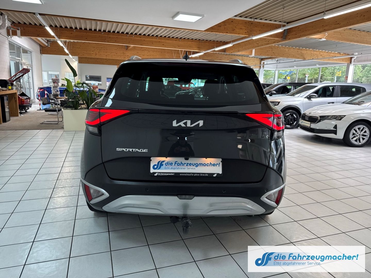 Fahrzeugabbildung Kia Sportage Spirit Navi Digitales Cockpit LED Apple