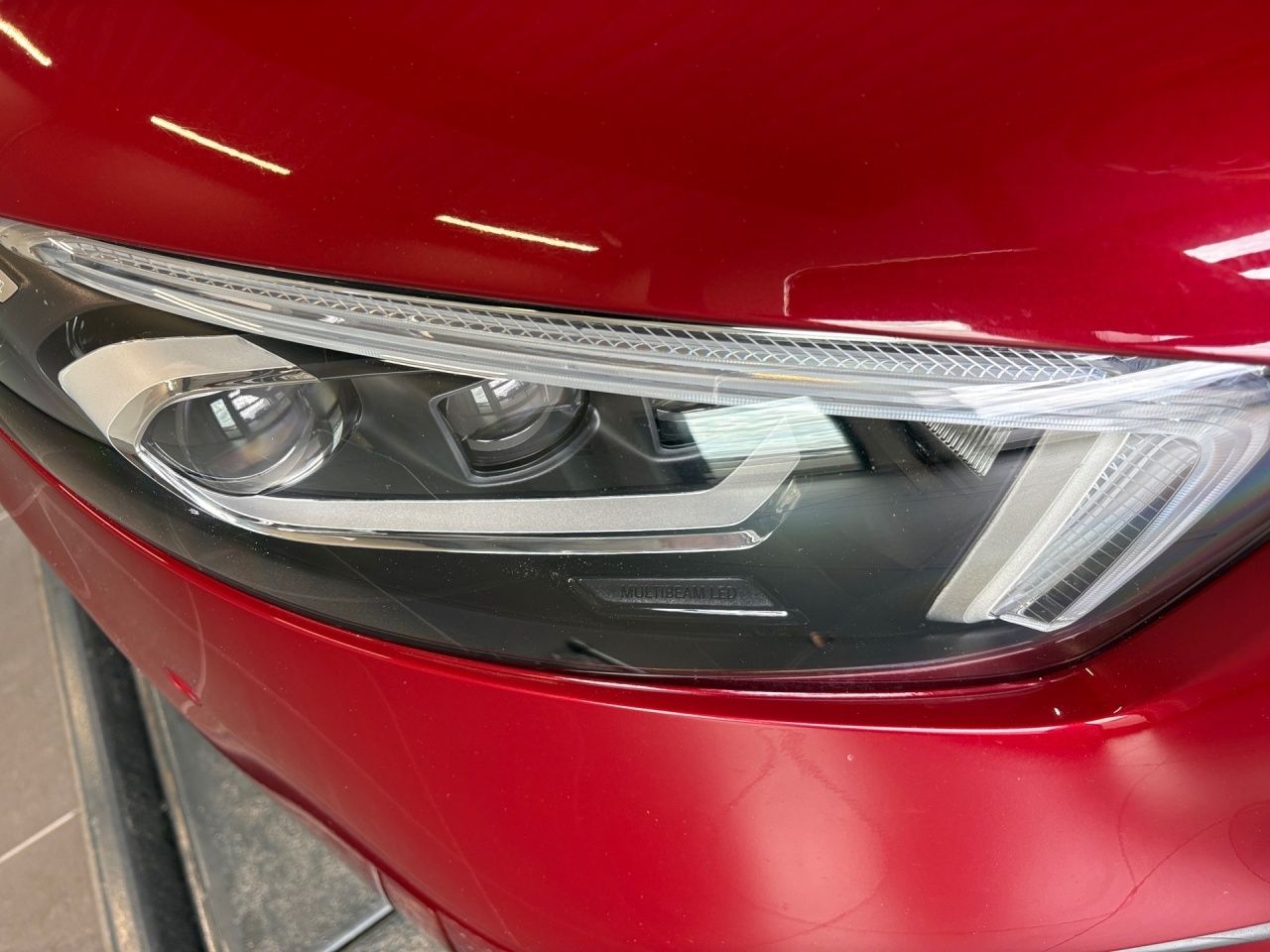 Fahrzeugabbildung Mercedes-Benz A 250 e AMG+NIGHT+MULTIB+BURM+STNDHZ+AMBIENTE++