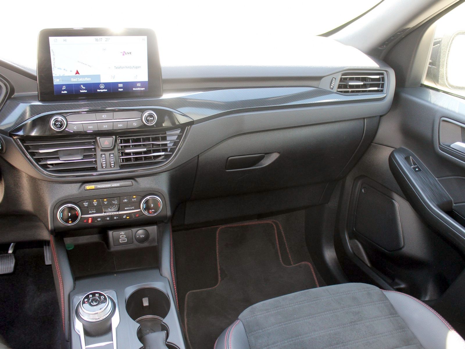 Fahrzeugabbildung Ford Kuga Plug-In Hybrid ST-Line X 2,5 Duratec