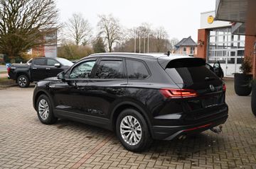 Volkswagen Touareg - 4