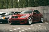 BMW E60 M5 Indianapolis Red Metallic - BMW mit Benzin-Antrieb: Metallic