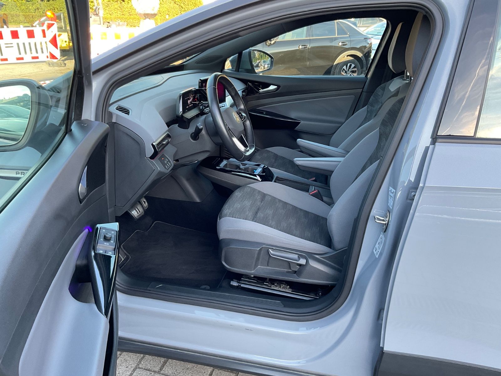 Fahrzeugabbildung Volkswagen ID.4 Pro Performance 82 kWh,Wärmepumpe,LED,Navi,