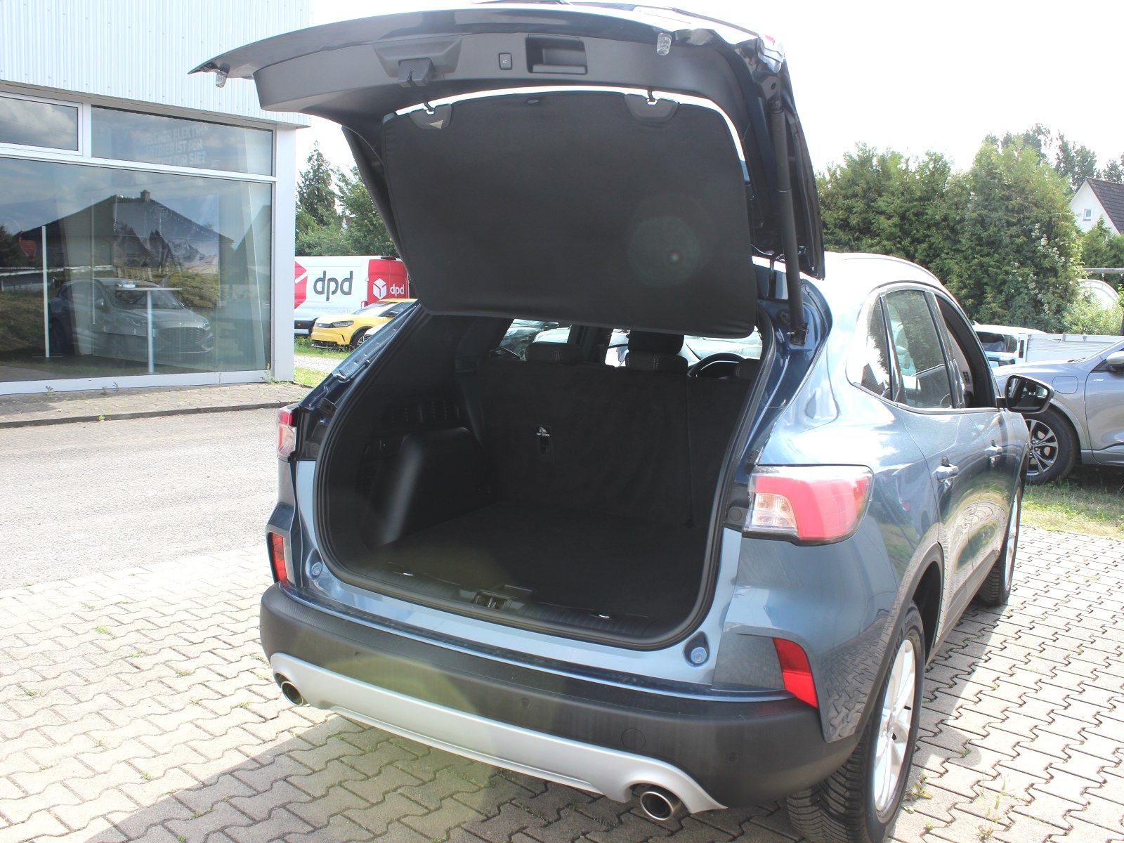 Fahrzeugabbildung Ford Kuga Hybrid Titanium 2,5 Duratec