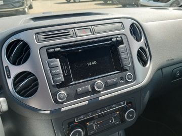 Volkswagen Tiguan - 9