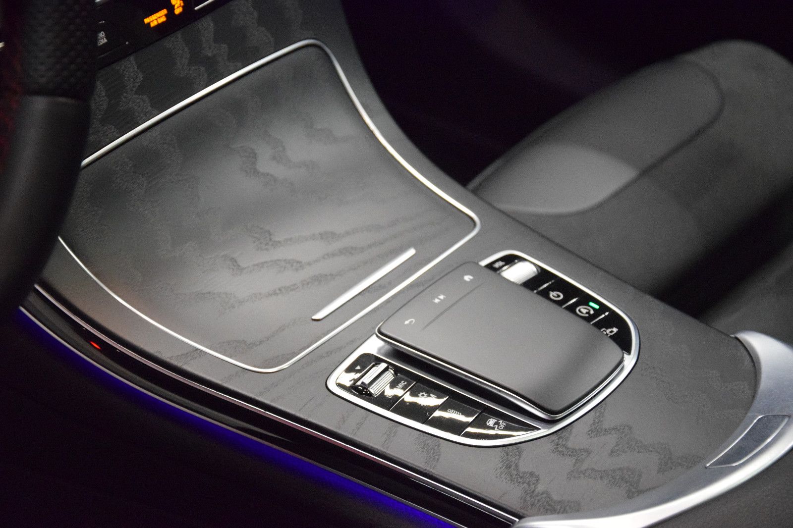 Fahrzeugabbildung Mercedes-Benz GLC 43 AMG 4Matic Pano