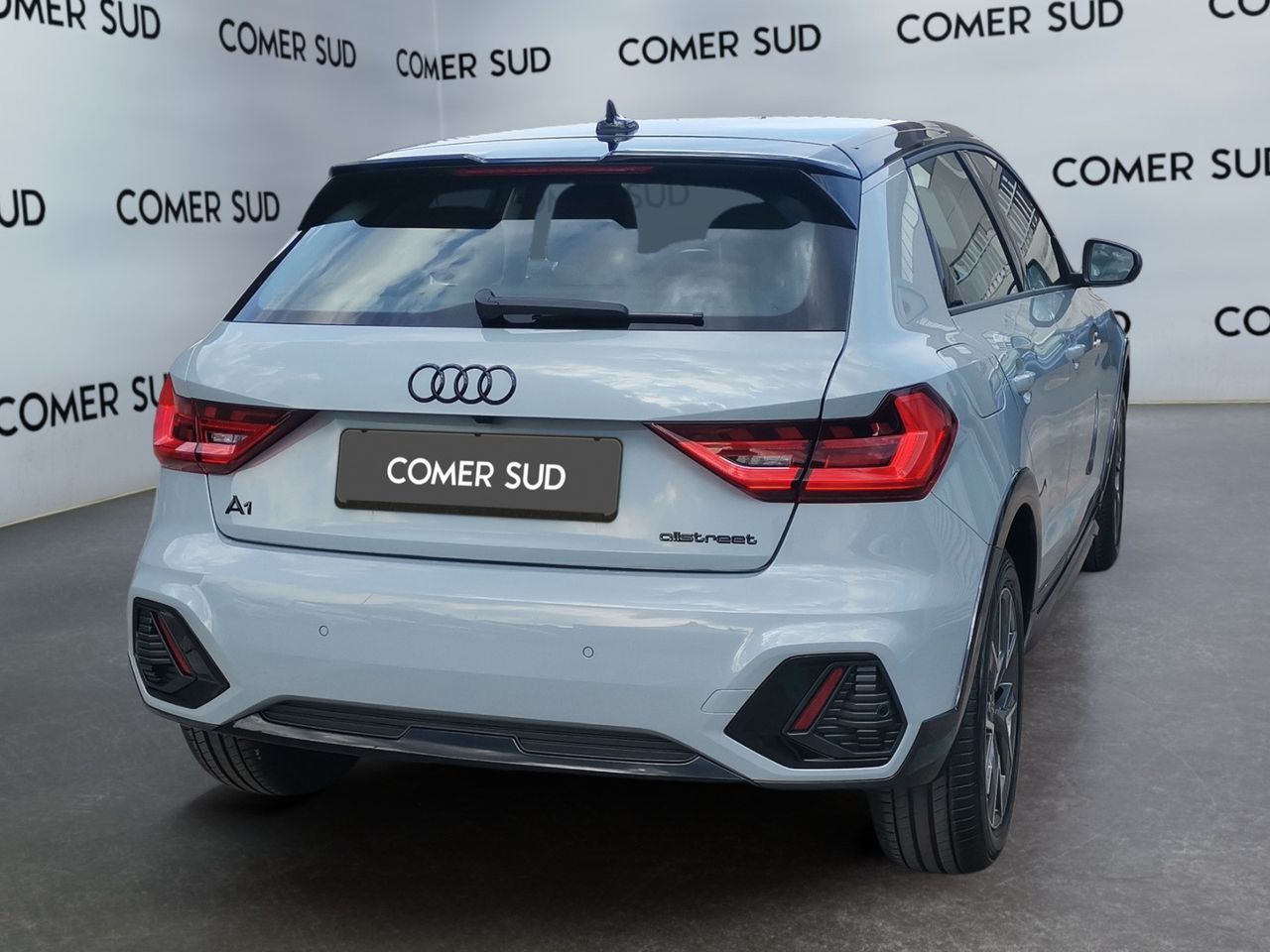 Audi AUDI A1 II 2022 allstreet - A1 allstreet 30 1.0  imagem 3