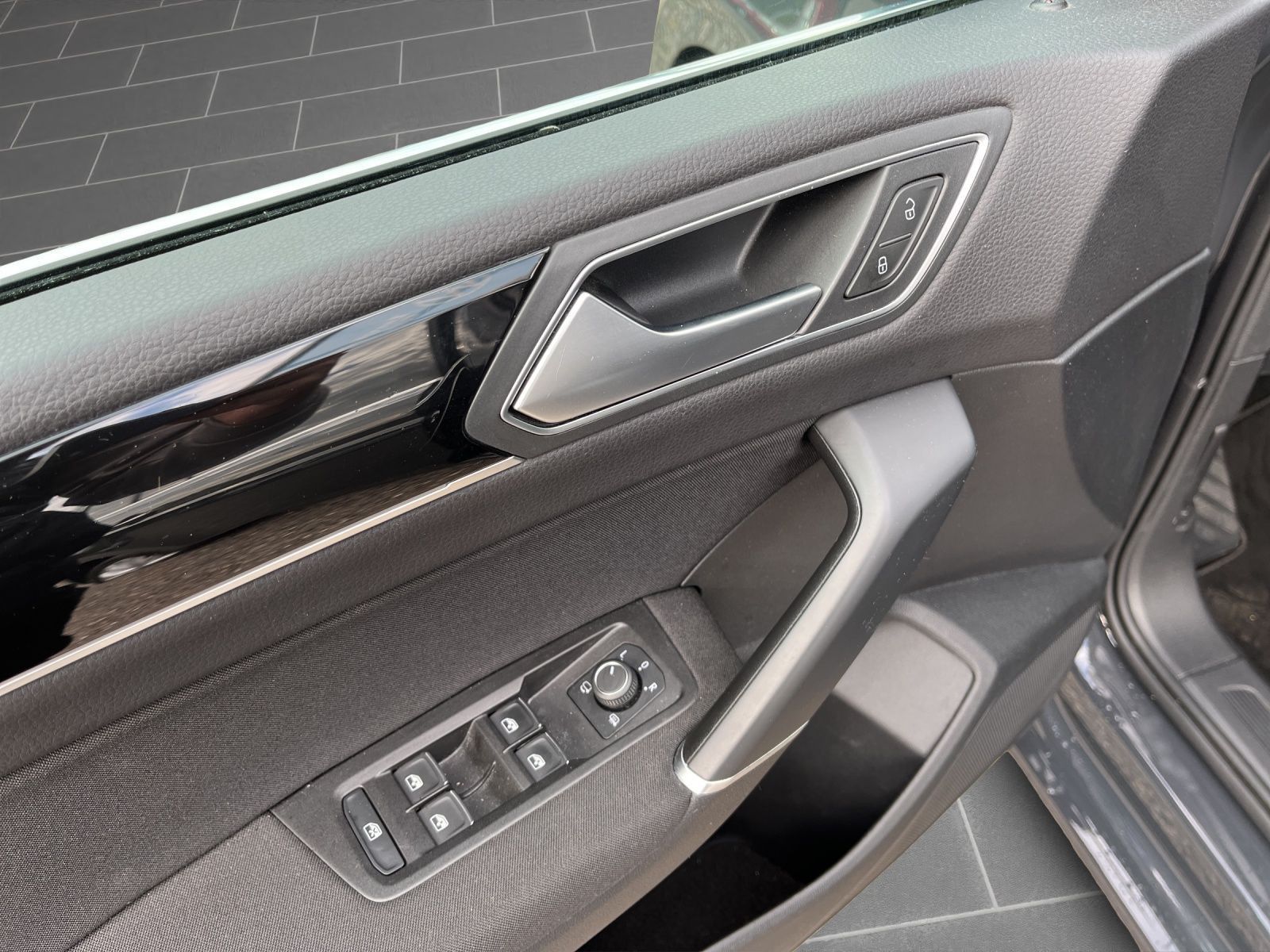 Volkswagen Touran - Bild 13
