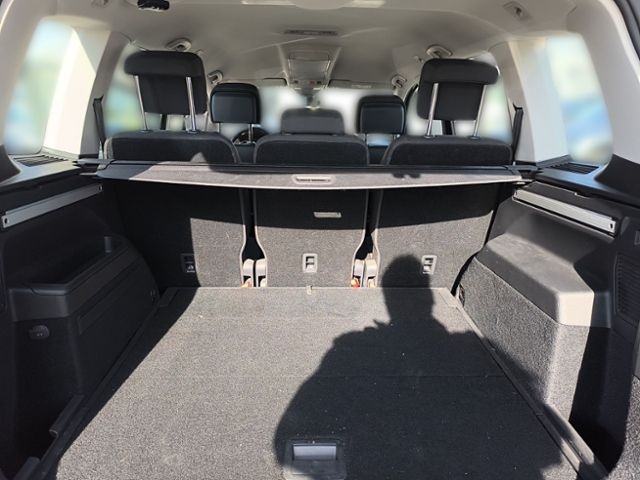 Fahrzeugabbildung Volkswagen Touran 1.5 TSI ACT DSG Highline LED ACC NAVI KAM