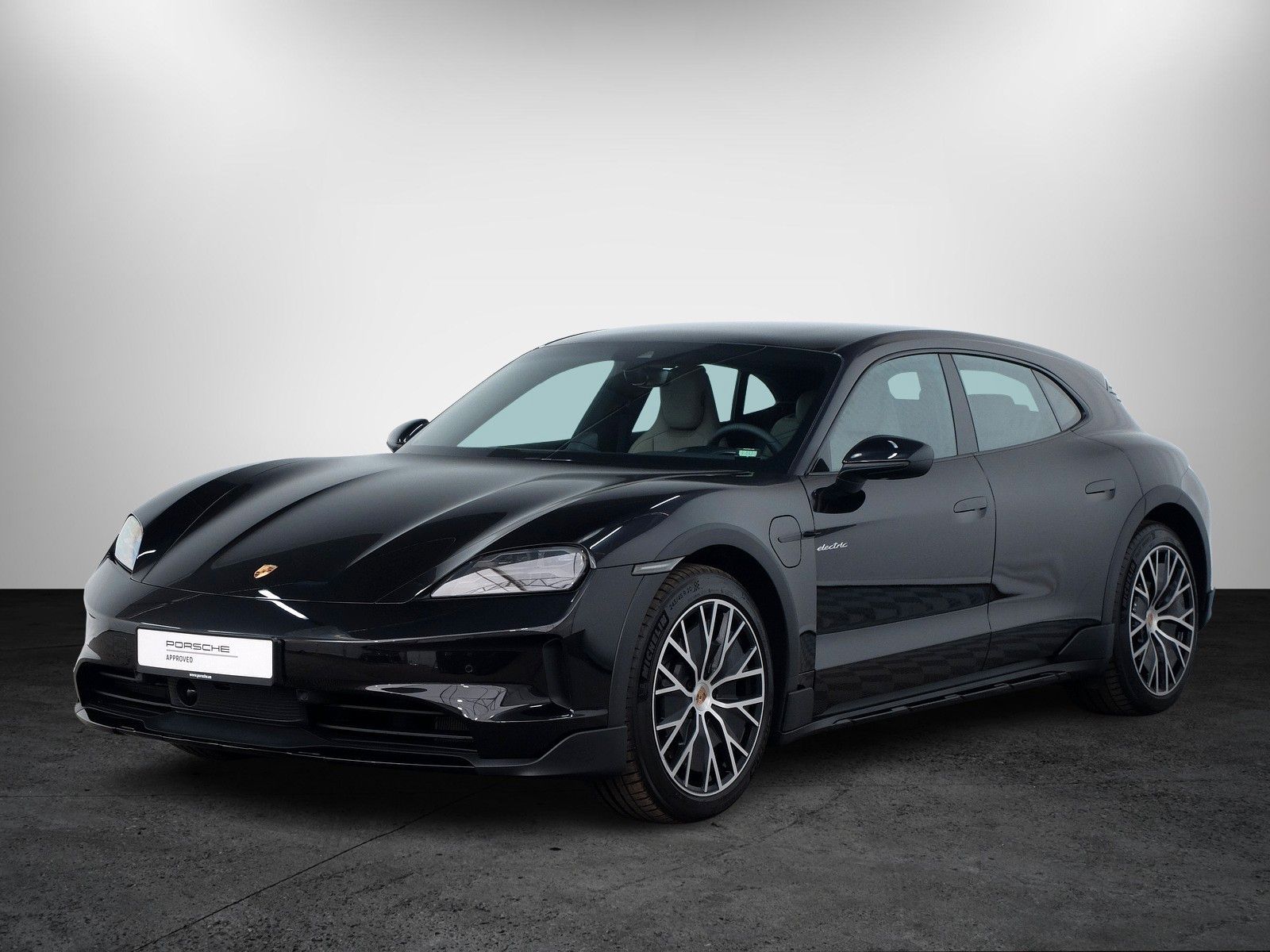 PORSCHE Taycan Cross Turismo 4