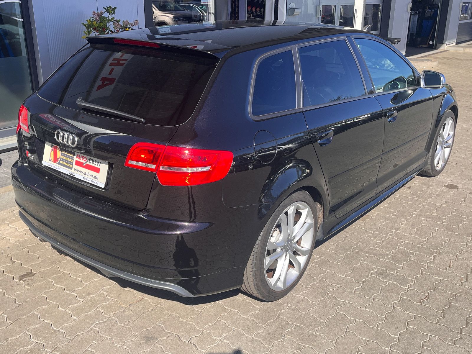 Fahrzeugabbildung Audi S3 Sportback 2.0 TFSI quattro