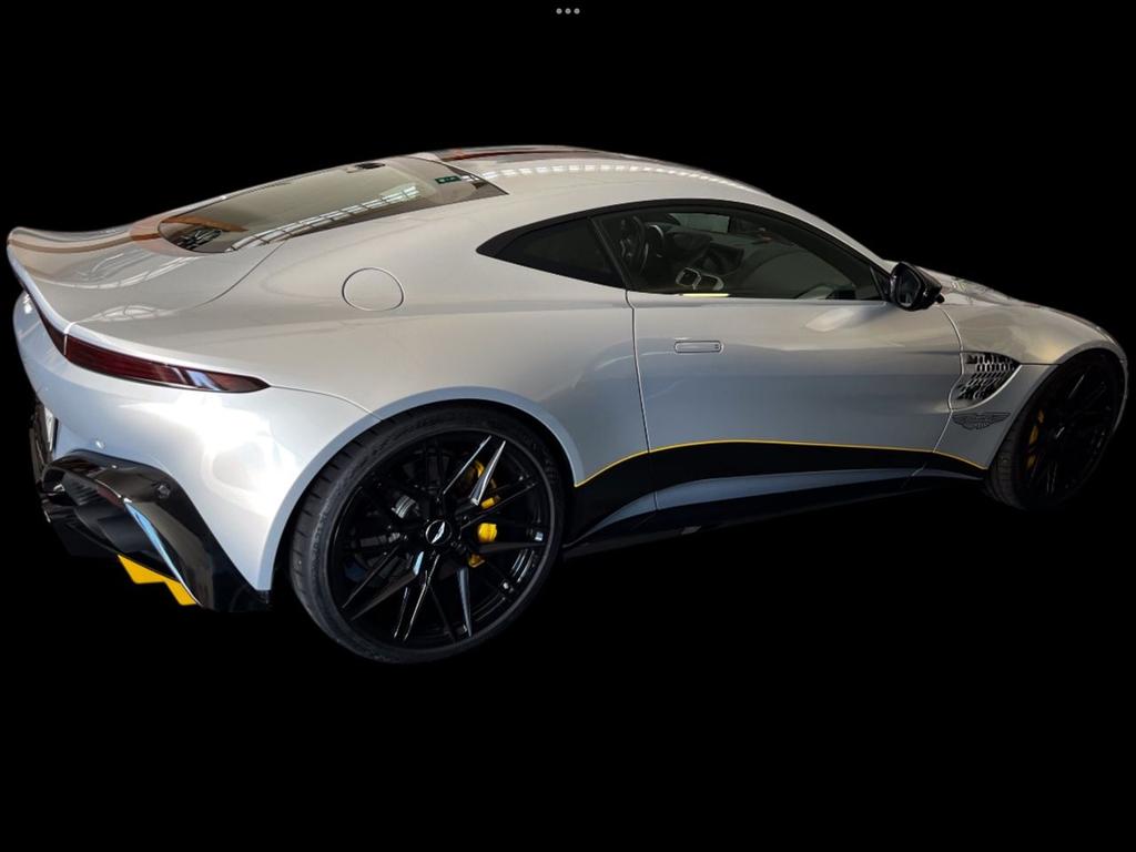 Aston Martin V8 Vantage