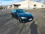 BMW E91 325d Touring E90 330d Diesel - BMW 325 aus 2009 mit Diesel-Antrieb: Kombi