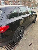 Mercedes-Benz GLC 350 d 4MATIC Autom. - - Mercedes-Benz GLC 350 von privat