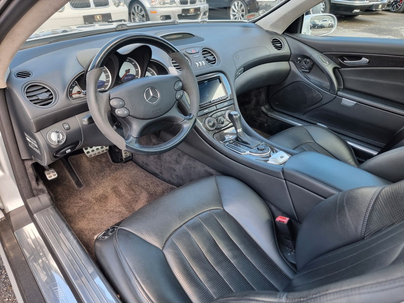 Fahrzeugabbildung Mercedes-Benz SL 55 AMG/Dt./Rarität mit F1 Performance Package
