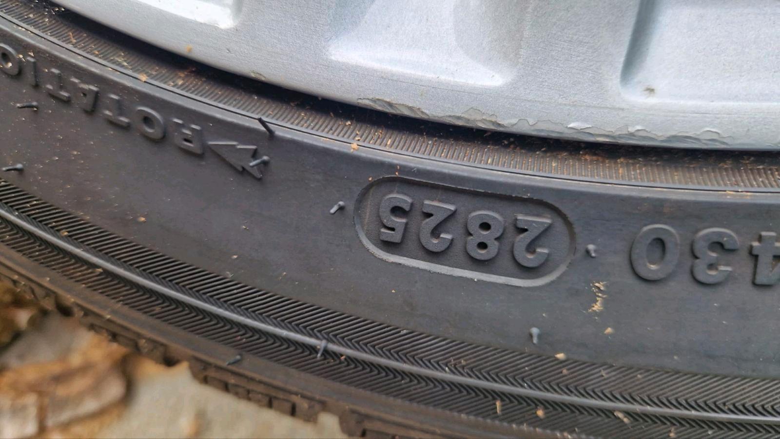Mercedes-Benz E200 2005 — photo 15