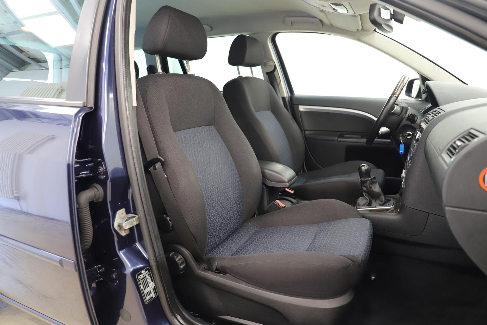 Ford Mondeo 2006 — photo 9