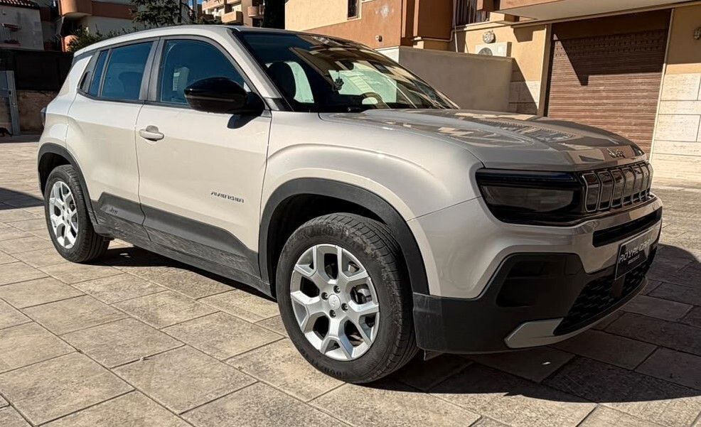 Other Jeep Avenger BEV Summit imagem 3