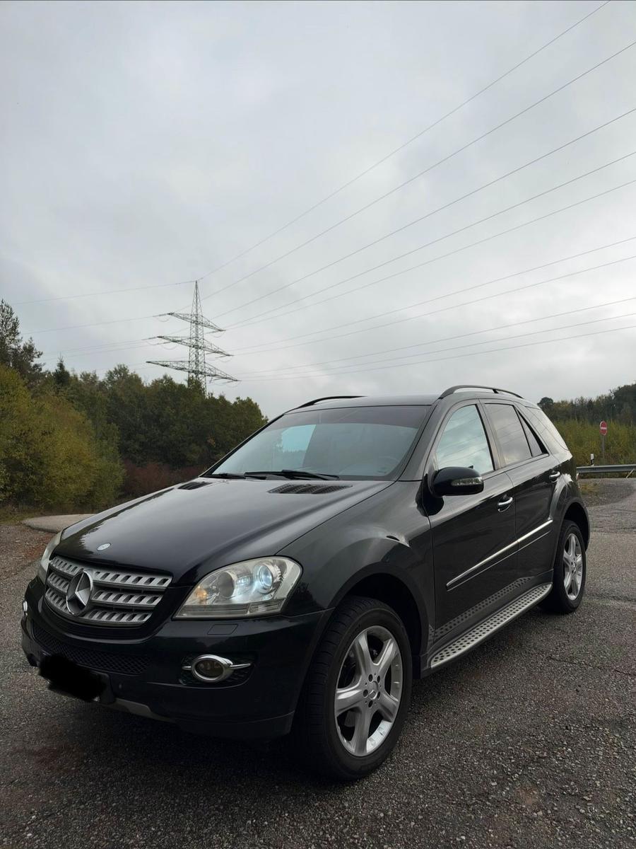 Mercedes-Benz ML 320