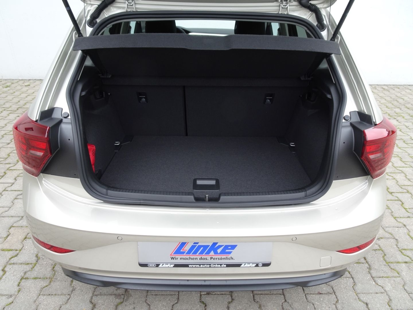 Polo MOVE 1.0 TSI Navi/LED/ACC/Kamera/Sitzheiz.