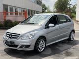 Mercedes-Benz B 180 TÜV Neu Euro5 Sitzheizung Alufelgen - Mercedes-Benz mit Benzin-Antrieb: Alufelgen