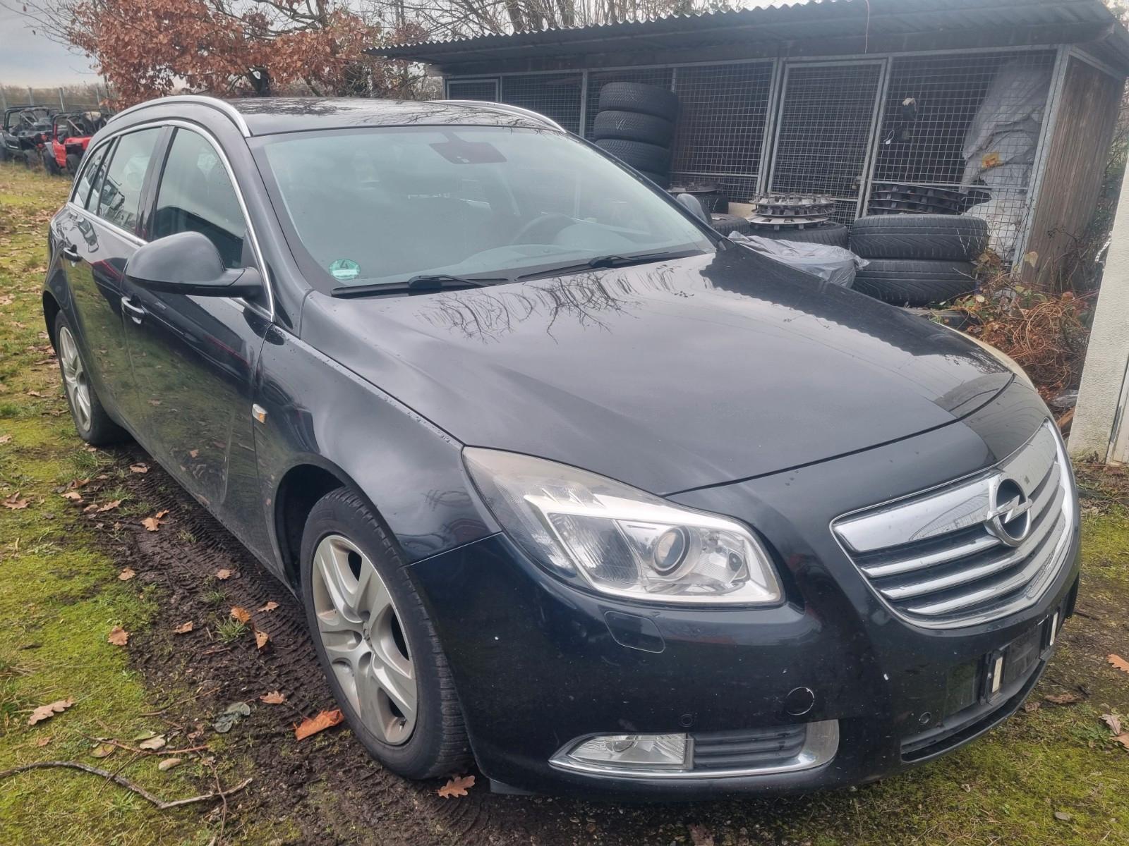 Opel Insignia 2010 — photo 8
