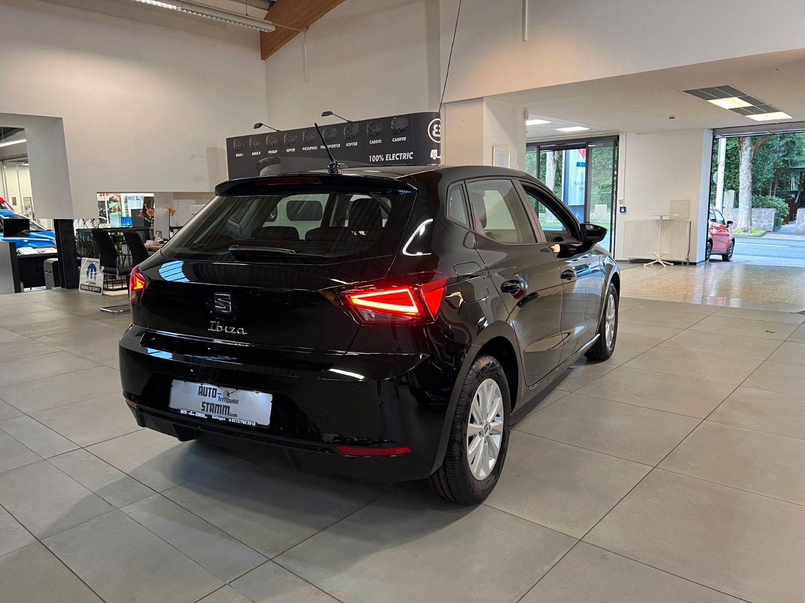 Fahrzeugabbildung SEAT Ibiza 1.0 TSI Style