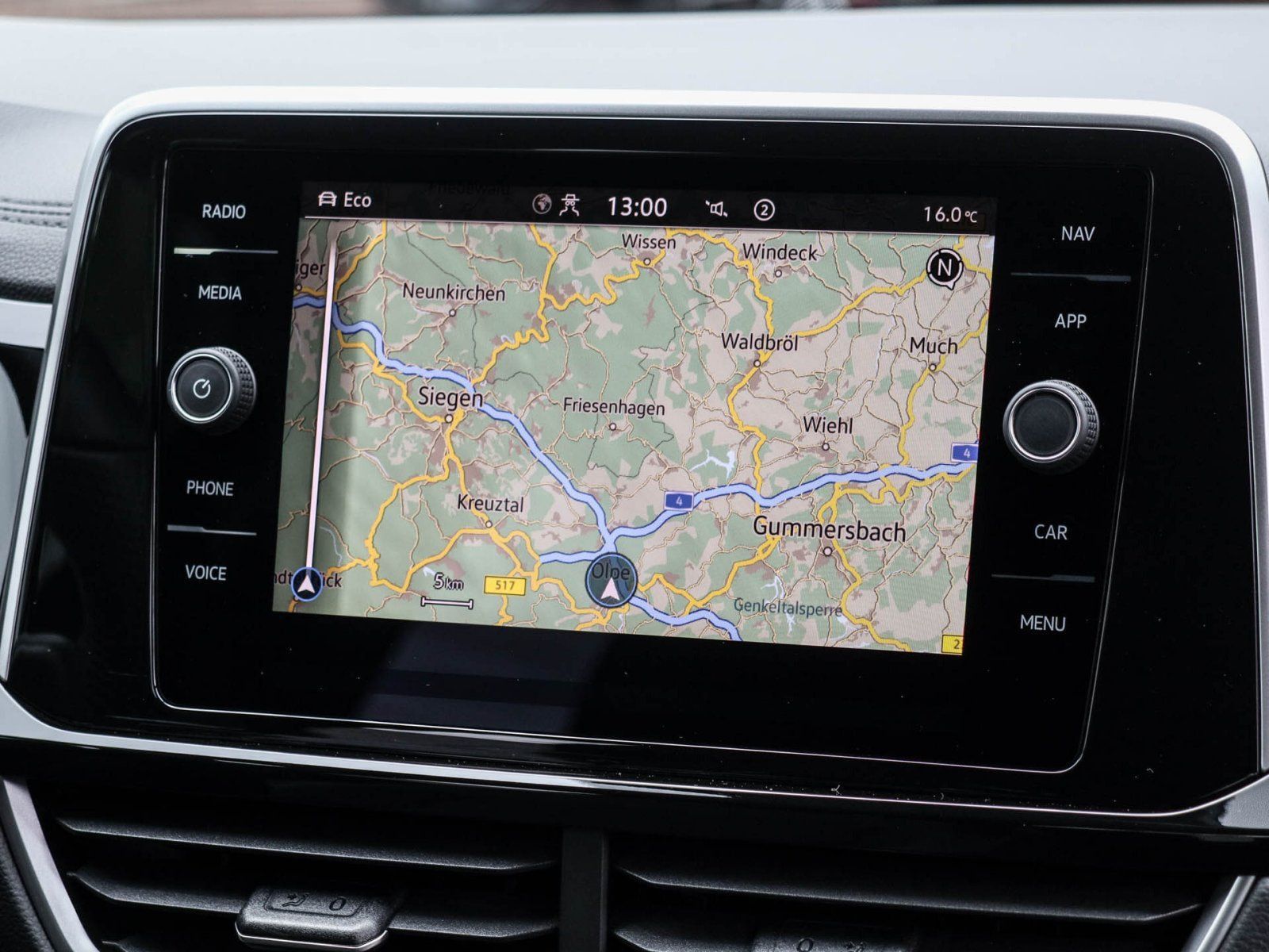 Volkswagen T-Roc - Bild 8