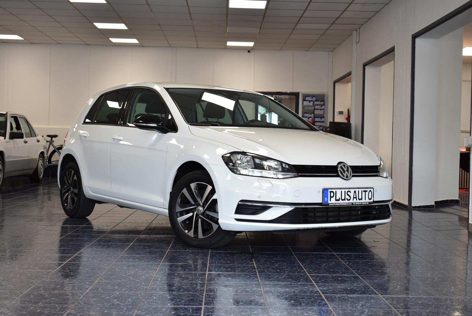 Volkswagen Golf IQ.DRIVE Start-St Nav Klimaaut Temp PDC AHK