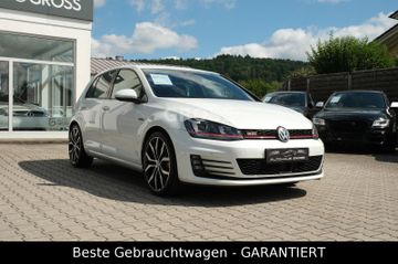 Volkswagen Golf - 5