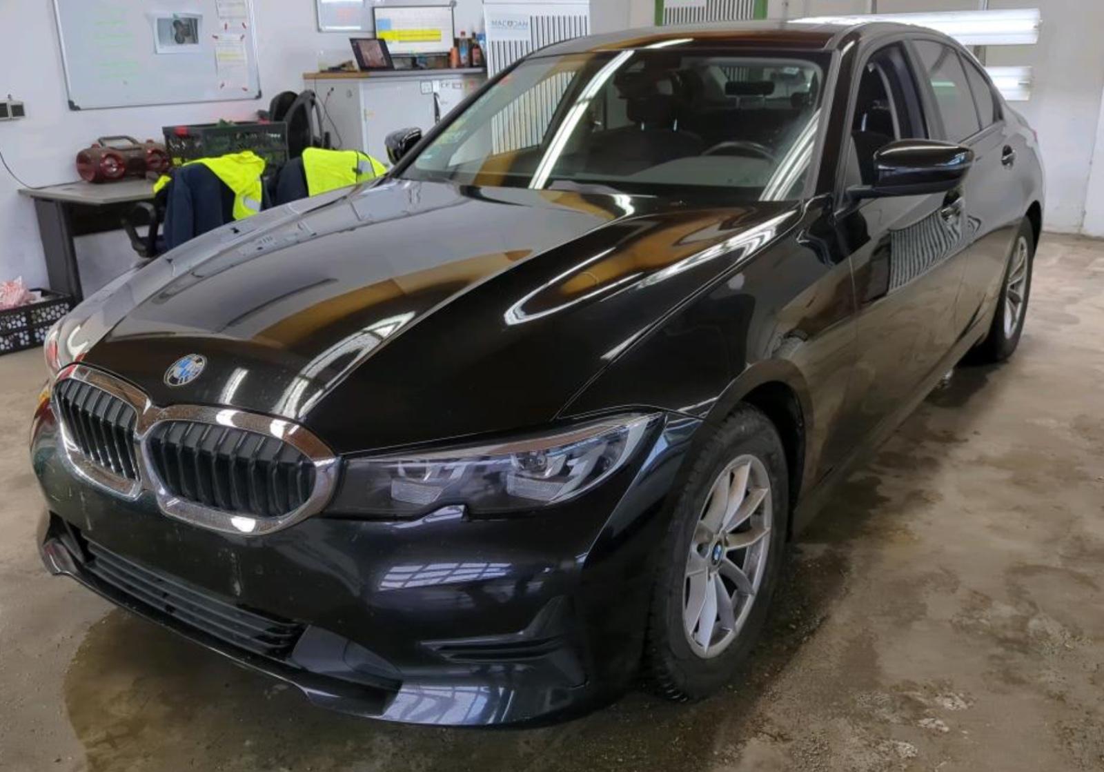 BMW 320 d Advantage Aut/Nav/LED/15900netto