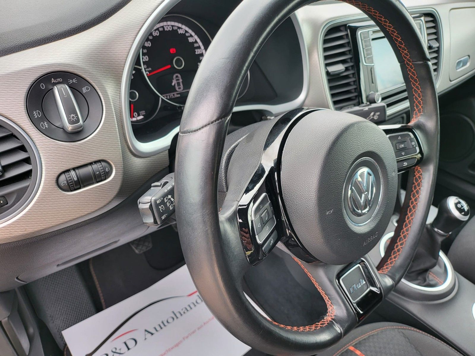 Volkswagen Beetle Cabriolet Club BMT foto 25