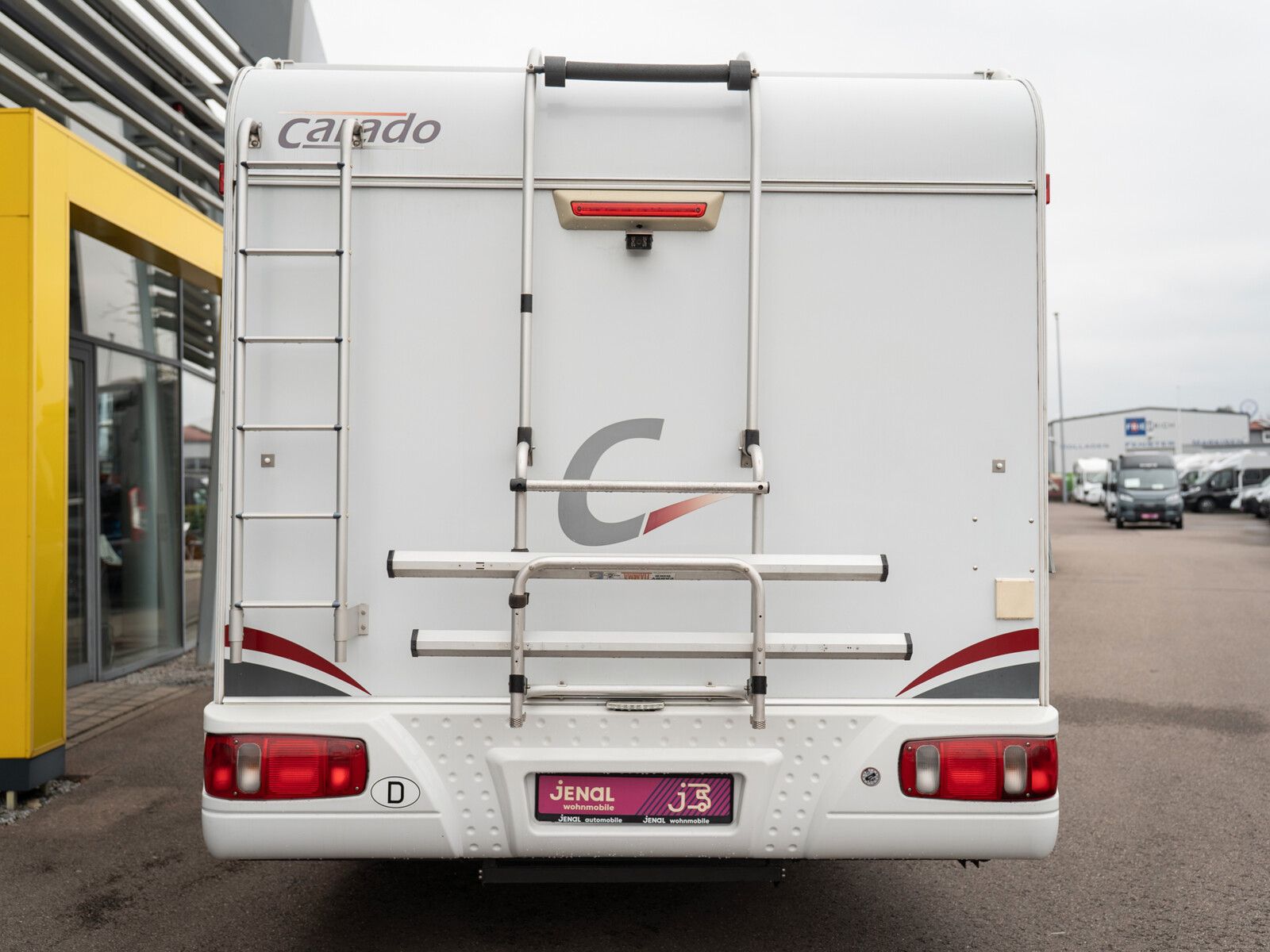 Fahrzeugabbildung Carado T 334 / 344 Sehr gepflegtes Gebrauchtfahrzeug