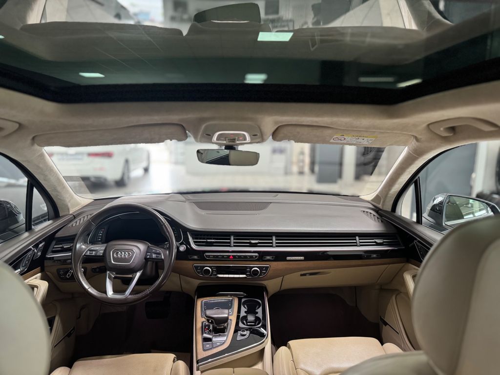 AUDI Q7 3.0 TDI quattro /ACC/Matrix/Panorama AUDI Q7 3.0 TDI quattro /ACC/Matrix/Panorama