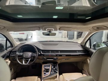 Audi Q7 - 11