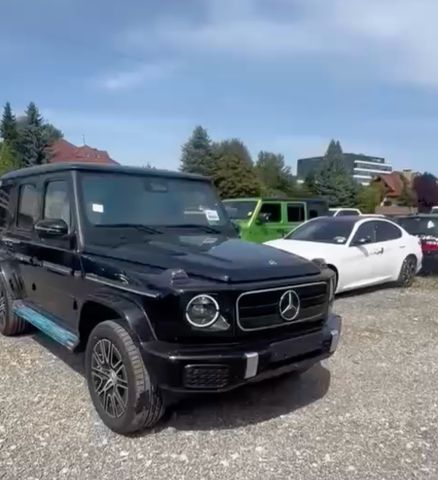 Mercedes-Benz G580 AMG Line Light Grill